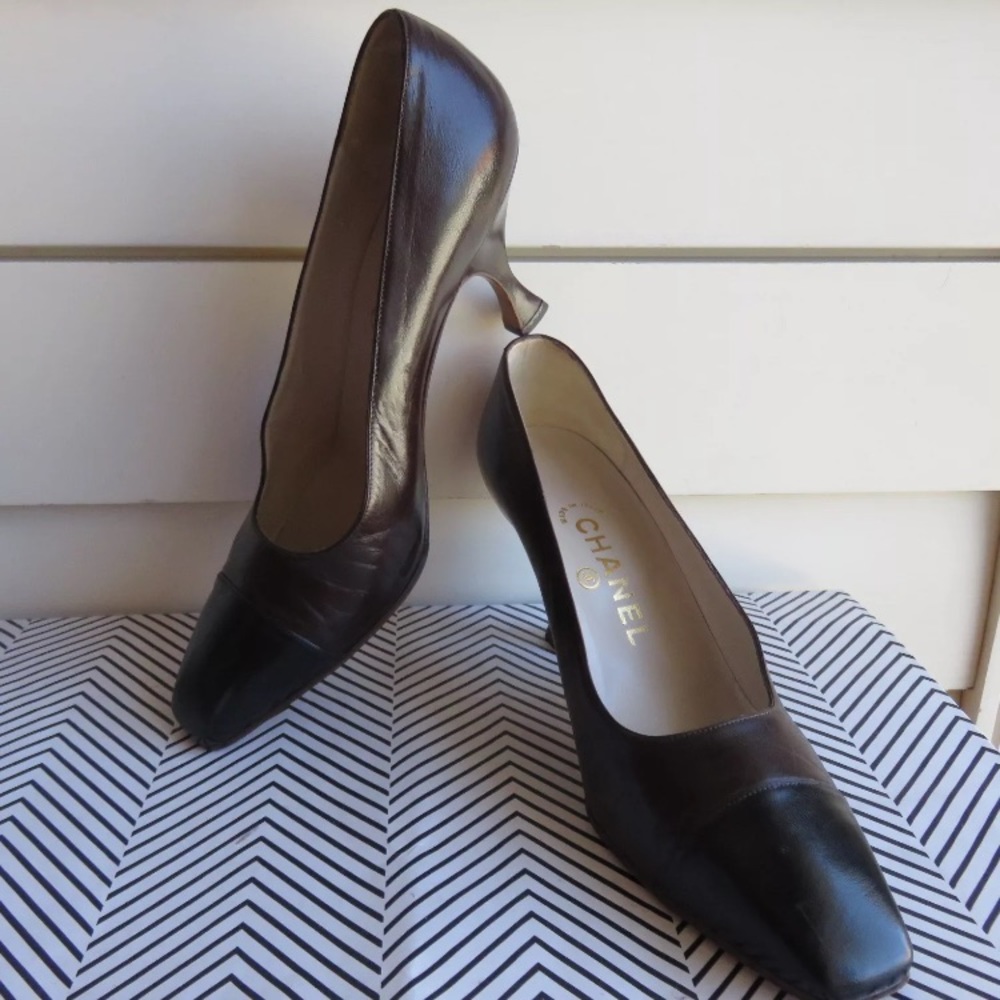Vintage CHANEL 37.5 M or 7 Spool Heel Square Toe